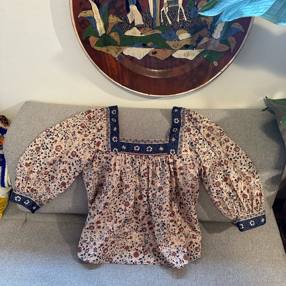 Beautiful CHRISTY DAWN floral blouse S